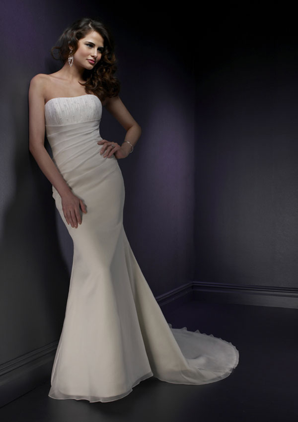 Graceful Bridal Gown / Wedding Dress BO150 - Click Image to Close